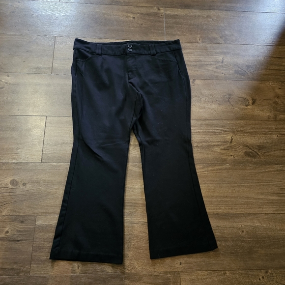 Torrid Studio Black Ponte Flare Dress Pants With Pockets 20 - Picture 1 of 4